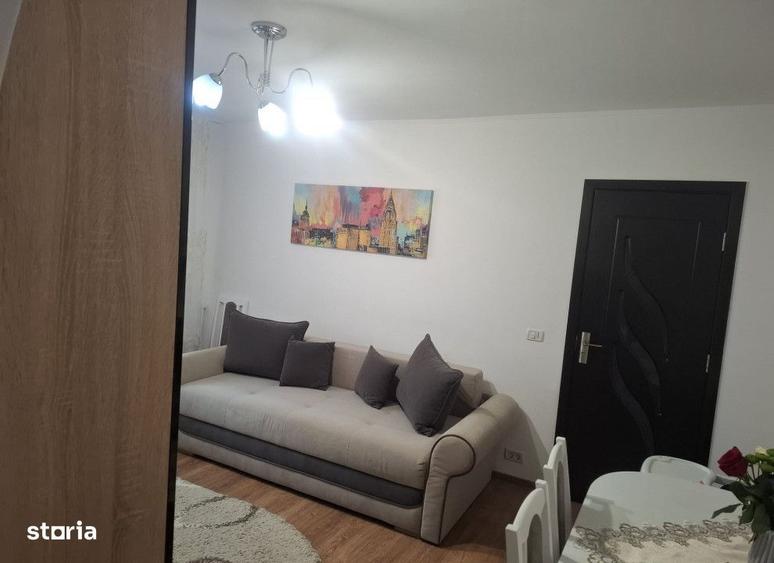 Apartament cu 3 camere semidecomandat în Metalurgie