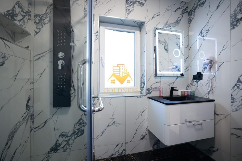 Apartament cu 3 camere semidecomandat, mobilat în Între Lacuri