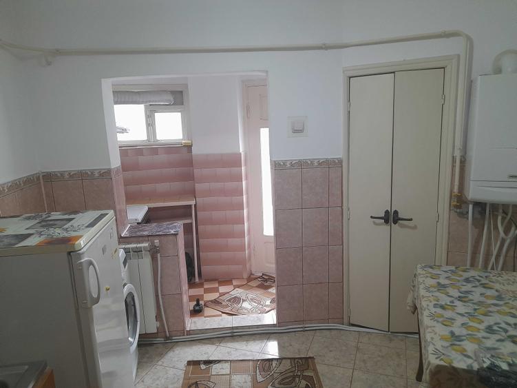Apartament cu 2 camere decomandat în Exterior Vest