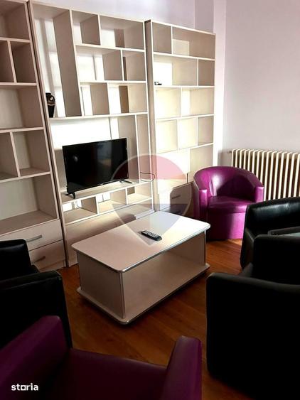 Apartament de inchiriat - 3 camere Bulevardul Stefan cel Mare - 8