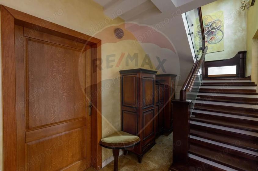 Casă cu Teren 520 Mp în Nord