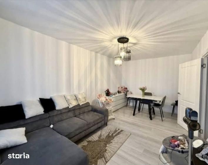 Apartament cu 2 camere decomandat în Vasile Aaron