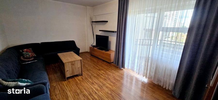 Apartament cu 2 camere decomandat în Republicii