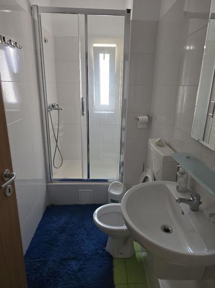 Apartament cu 2 camere decomandat în Herăstrău