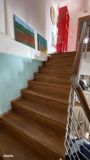 Apartament cu 4 camere în Titan