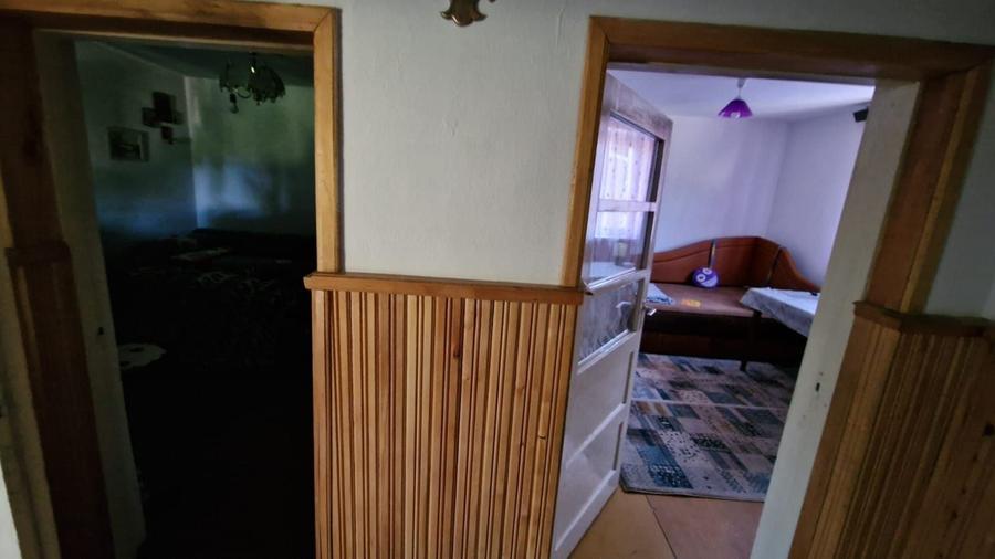 Casă cu 3 camere decomandat în Babadag