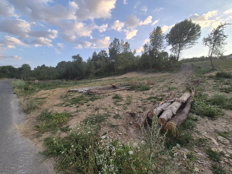 Teren de 2574 mp, în Central