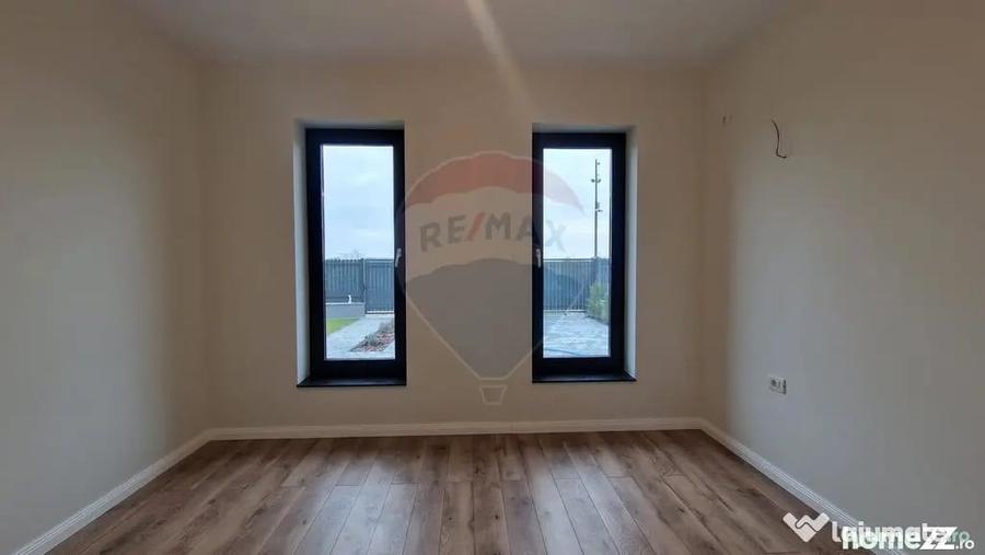 Casă cu 3 camere cu Teren 400 Mp în Ciocănești