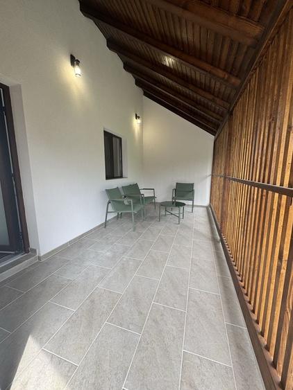 Casă cu 3 camere în Brebu
