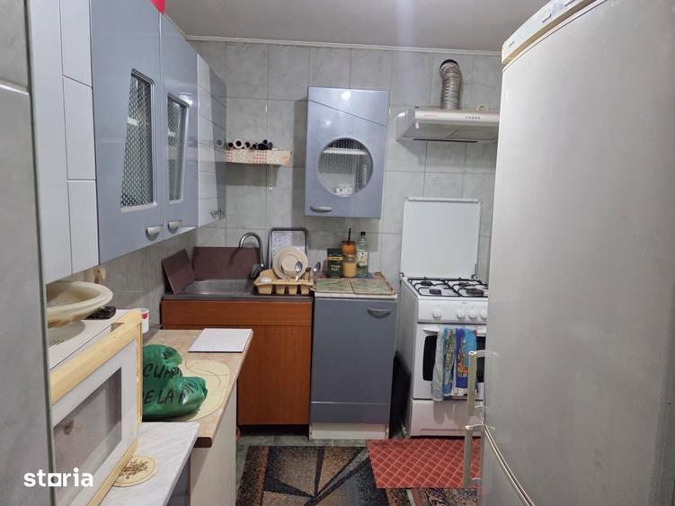Casă cu 4 camere cu Teren 1100 Mp în Moșteni