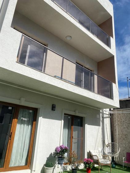 Apartament 3 camere, centrala termica si curte proprie - 7