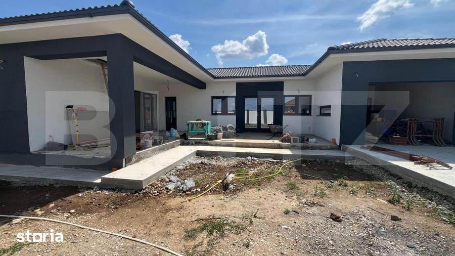 De vanzare casa in Santandrei cu garaj si bucatarie de vara 2 fronturi - 2