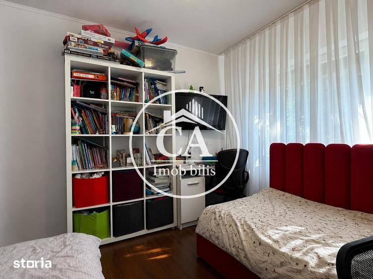 Apartament cu 3 camere decomandat în Orașul Nou