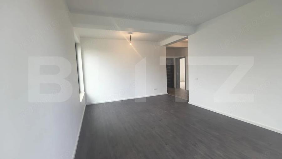 Casă cu Teren 385 Mp în Filiași