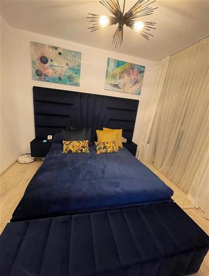 Apartament cu 3 camere decomandat, mobilat în Central