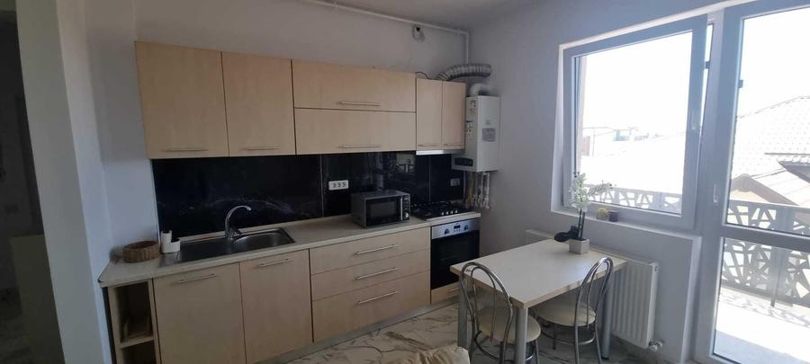 Apartament cu 2 camere decomandat în Dobroești