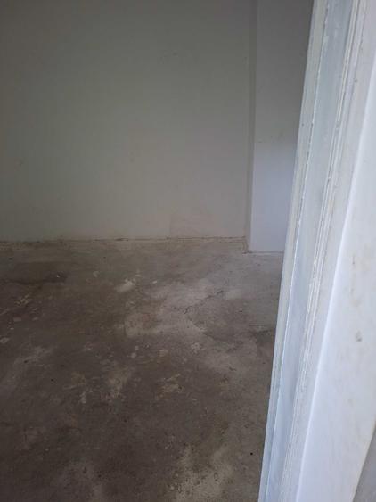 Casă cu 3 camere cu Teren 800 Mp în Central