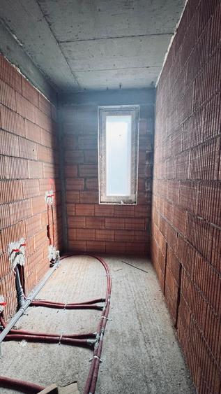 Apartament cu 53 camere în Giroc