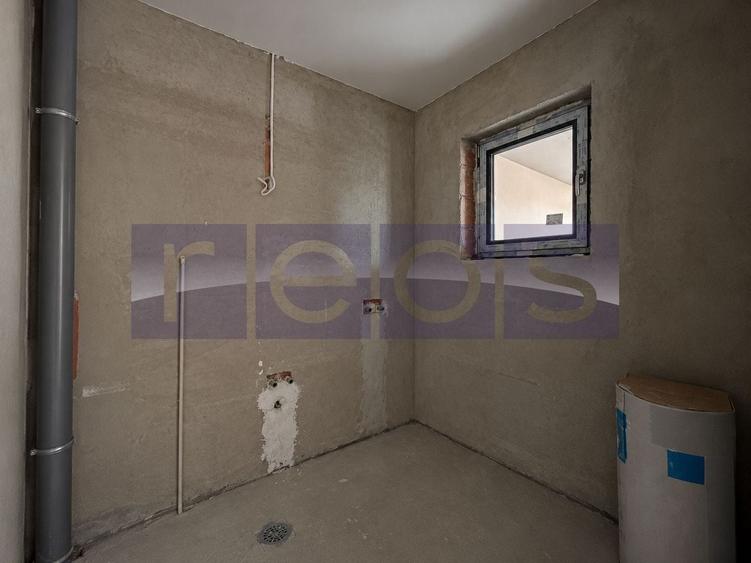 Apartament cu 3 camere în Jiului