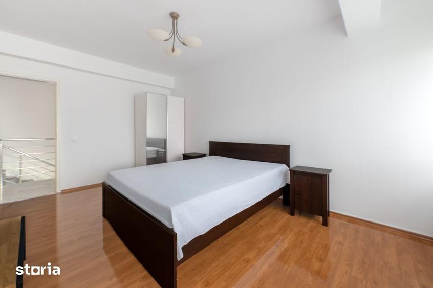 Casă cu 5 camere cu Teren 650 Mp în Agigea