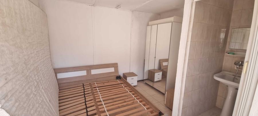 Casă cu 3 camere în Central