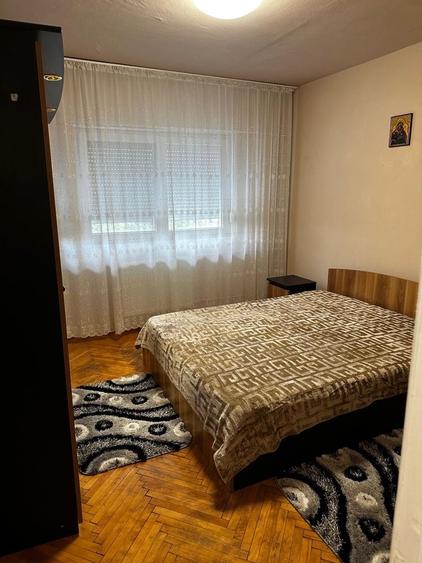 Apartament cu 3 camere decomandat în Aurel Vlaicu