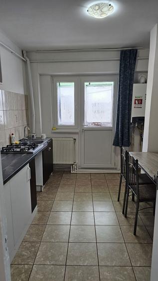 Apartament cu 2 camere decomandat în Radu Negru