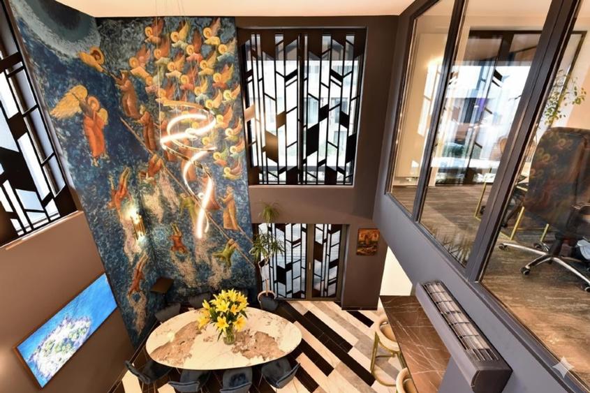 Apartament cu 3 camere semidecomandat în Aviației