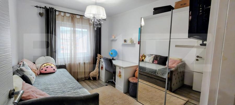 Apartament spațios cu 4 camere, complet mobilat și renovat modern, zonă C.R.Vivu - 6