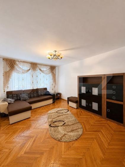 Apartament cu 2 camere decomandat, mobilat în Central