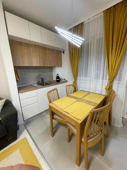 Apartament cu 2 camere nedecomandat în Central