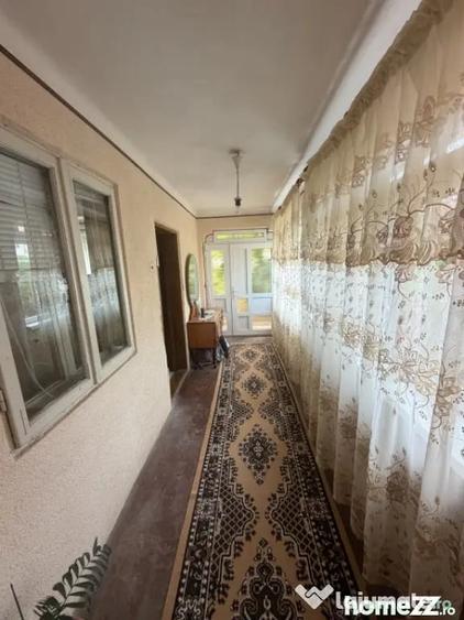 Casă cu 4 camere cu Teren 250 Mp în Podari