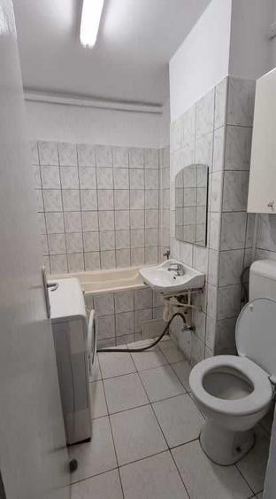 Garsonieră decomandată în Gării