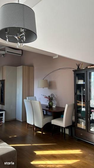 Apartament cu 4 camere în Centrul Civic