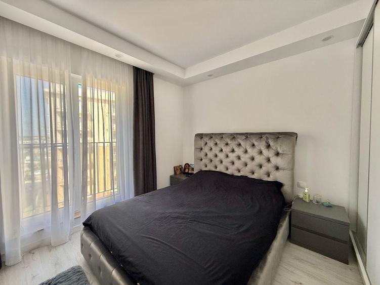 Apartament cu 2 camere semidecomandat în Ștefăneștii de Jos