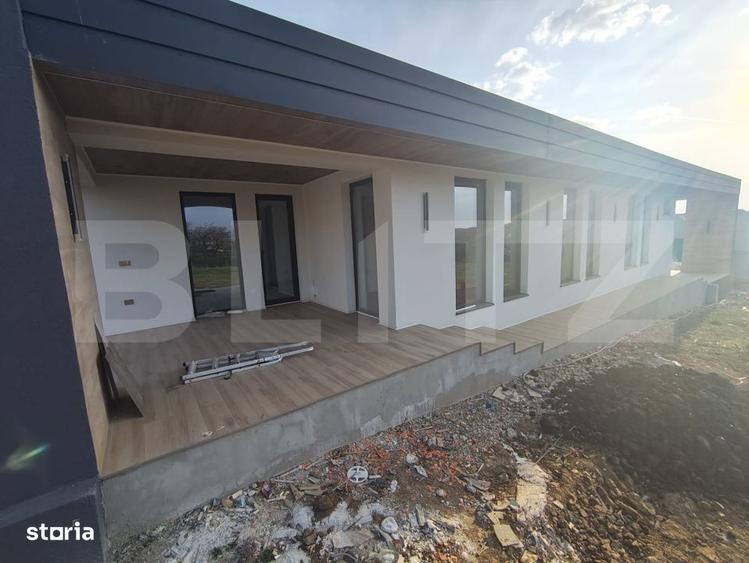 Casă cu 4 camere cu Teren 500 Mp în Sânmartin