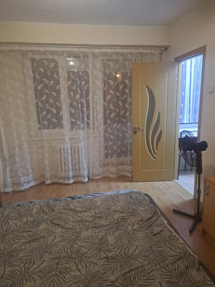 Garsonieră decomandată în Dragoș Vodă