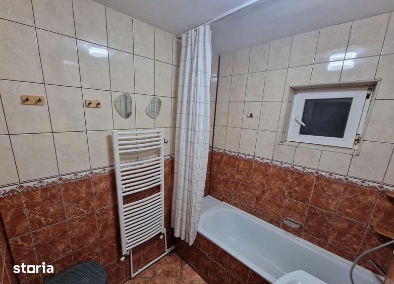 Apartament cu 2 camere în Micro 17