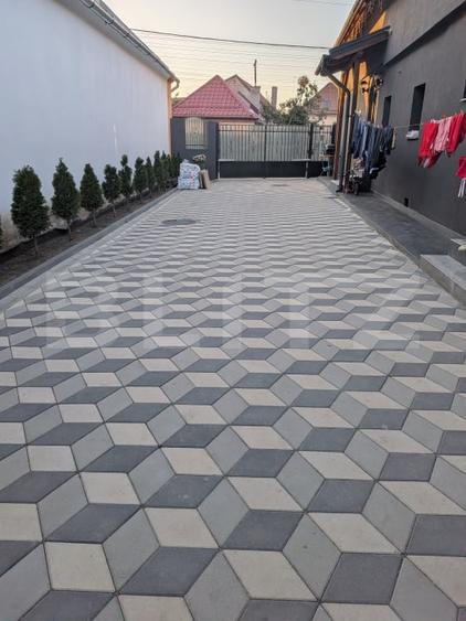 Casă individuală cu 4 camere cu Canalizare în Tărlungeni