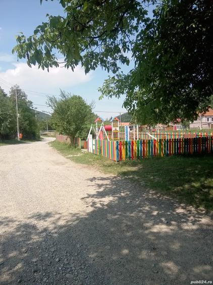 Casă cu 2 camere cu Teren 1068 Mp în Central