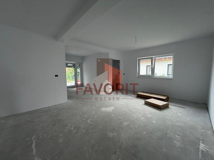 Duplex cu 3 camere cu Canalizare în Sânmihaiu Român