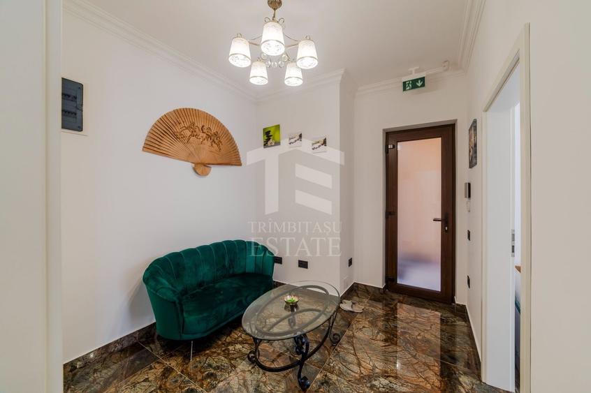 Casă individuală cu 6 camere cu Piscina în Chișoda