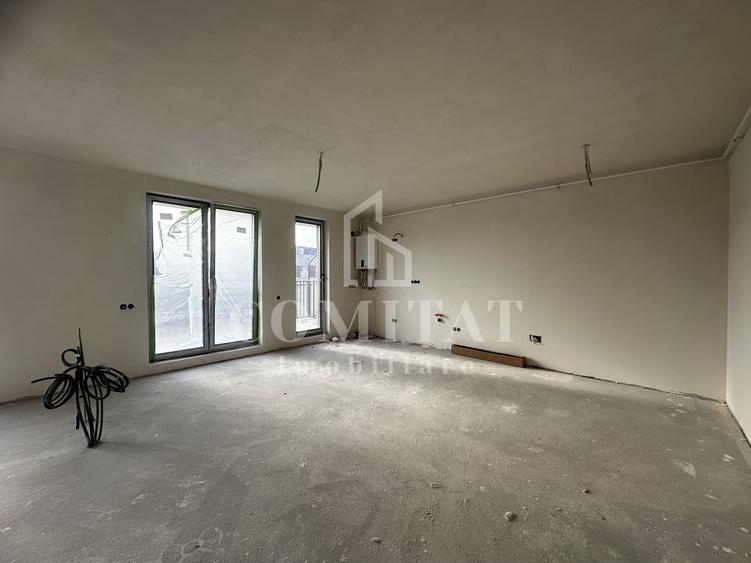 Apartament cu 2 camere semidecomandat în Florești