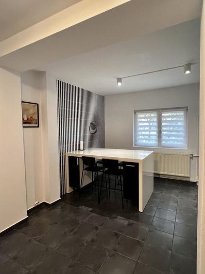 Apartament cu 2 camere decomandat, mobilat în Nerva Traian