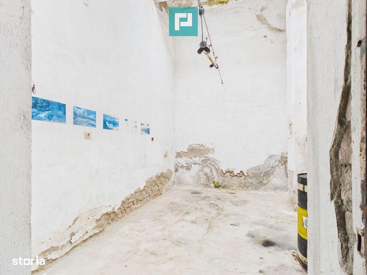 Spațiu comercial, de 120 mp, în Periam