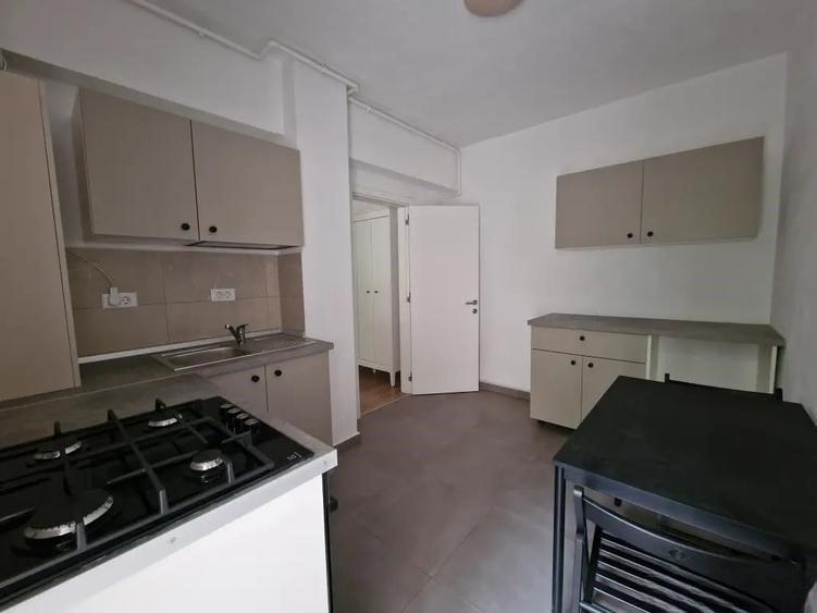 Apartament cu 2 camere, mobilat în Păcii