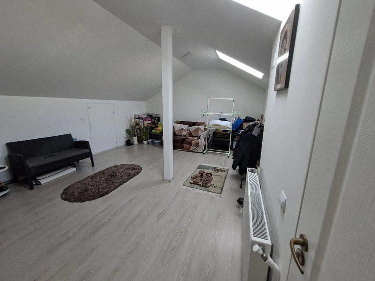 Casă cu 4 camere cu Teren 307 Mp în Popești-Leordeni