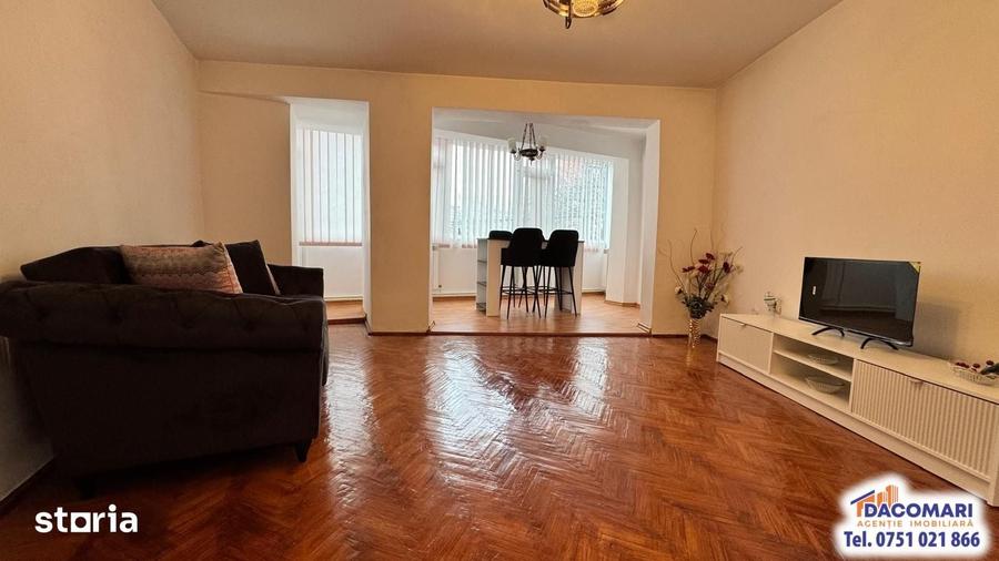 Apartament cu 2 camere decomandat în Mazepa 1