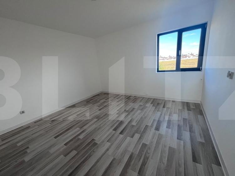 Casă individuală cu 4 camere cu Teren 296 Mp în Malu Mare