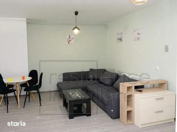 Apartament cu 3 camere semidecomandat în Europa